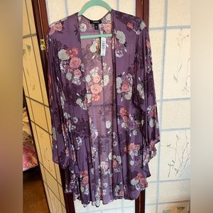 Plus Size Purple Floral Overthrow